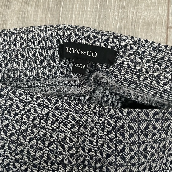 Patterned dress pants cropped - Picture 2 of 3